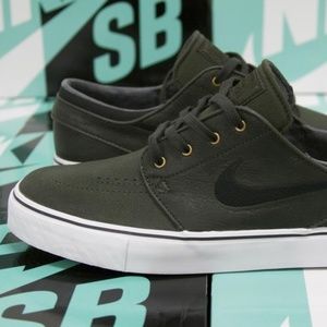 olive green janoskis